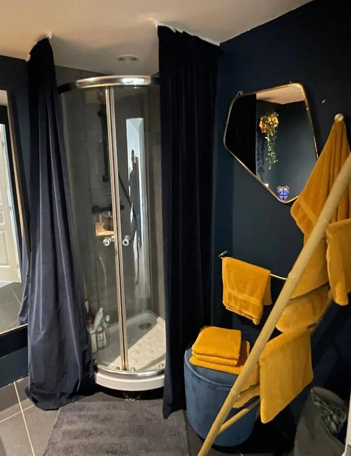 Appartement Coeur de Lyon avec Terrasse et Jacuzzi